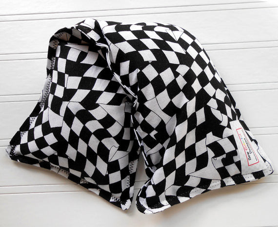 Finish Line: Flax Seed Hot/Cold Pack | Microwavable Heating Pad and Ice Pack - Sew Colorful Designs