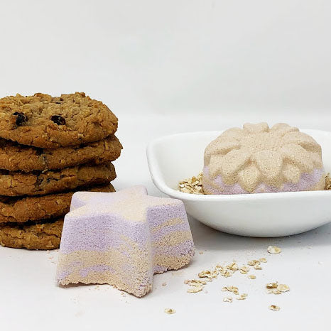 Oatmeal Cookie: Fizzy Star or Flower Bath Bomb