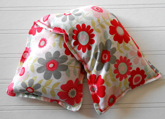 Pretty Posies: Flax Seed Hot/Cold Pack | Microwavable Heating Pad and Ice Pack - Sew Colorful Designs